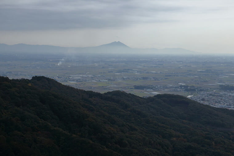 大平山から望む筑波山