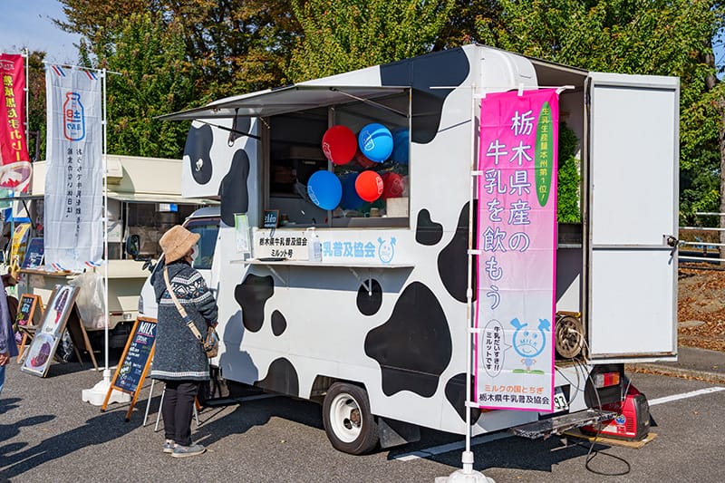 栃木県牛乳普及協会ミルット号