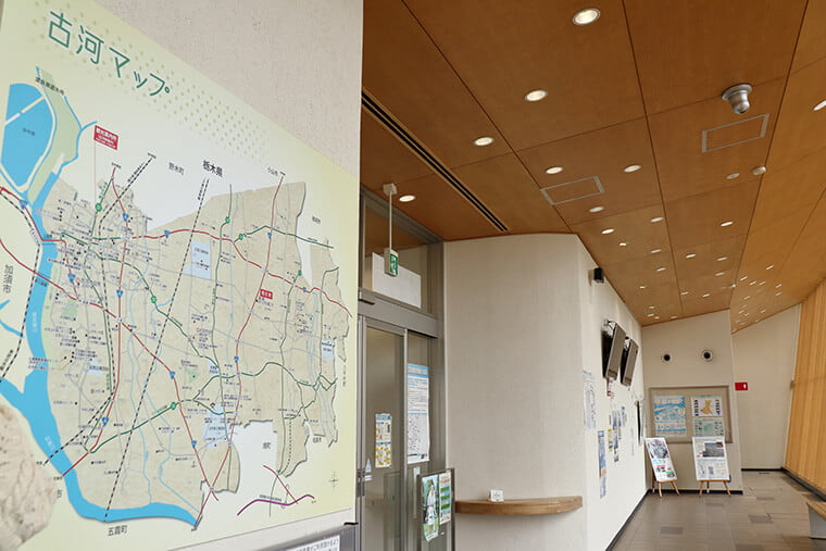 道の駅まくらがの里こがの情報発信コーナー