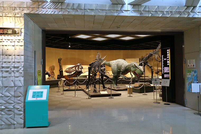 栃木県立博物館の第一展示室の入口