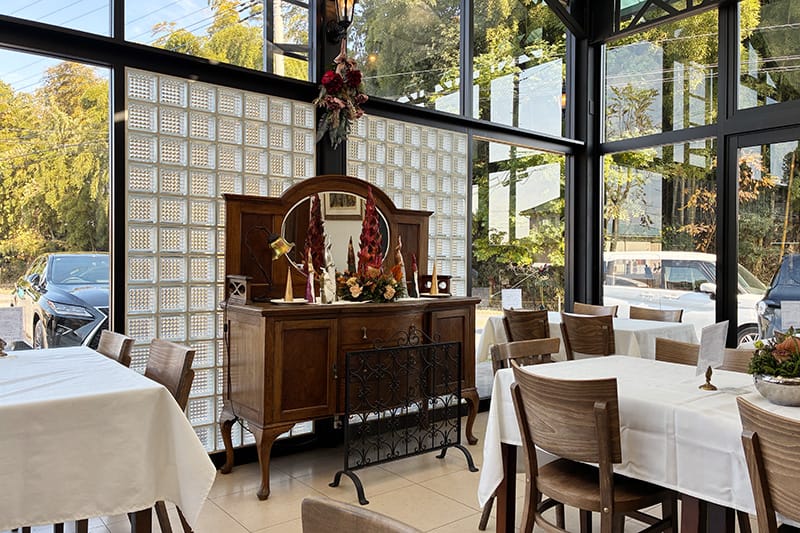 アルチザン・パティシエ・イタバシのカフェスペース