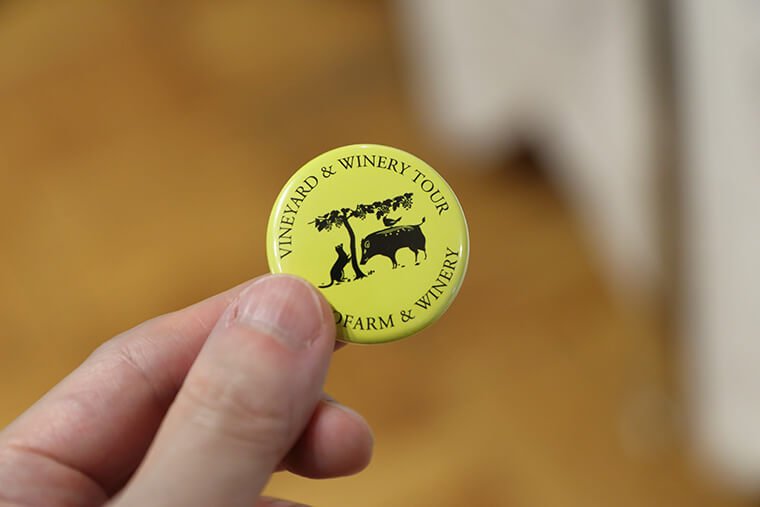 ワイナリー見学コースの缶バッジ