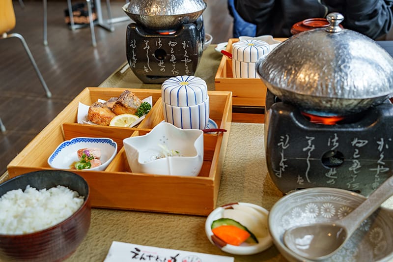 えんやどっと丸のあんこう鍋御膳