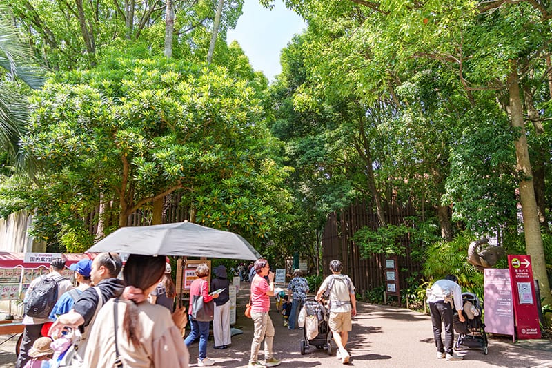 よこはま動物園ズーラシアの市口付近の案内